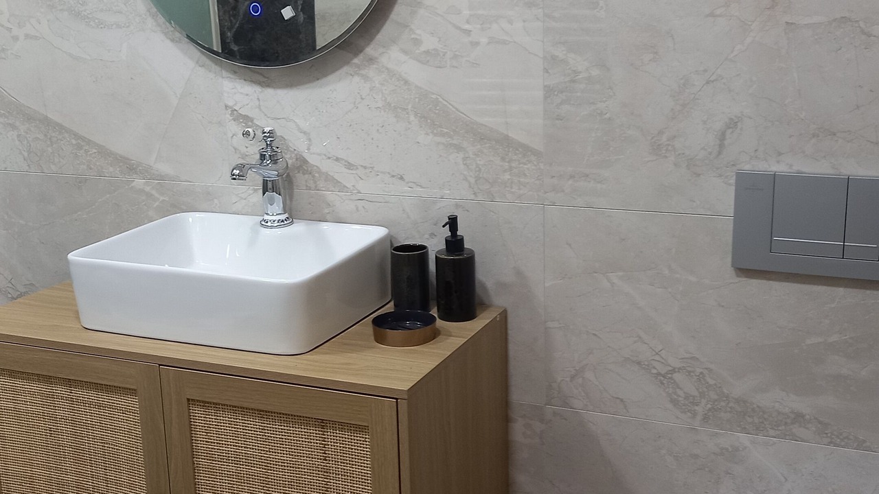 Photo of Bathroom in Daubeuf-Serville