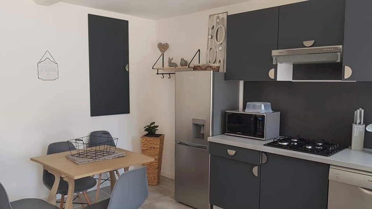 Photo of Livingroom in Sainte-Genevieve-les-Gasny