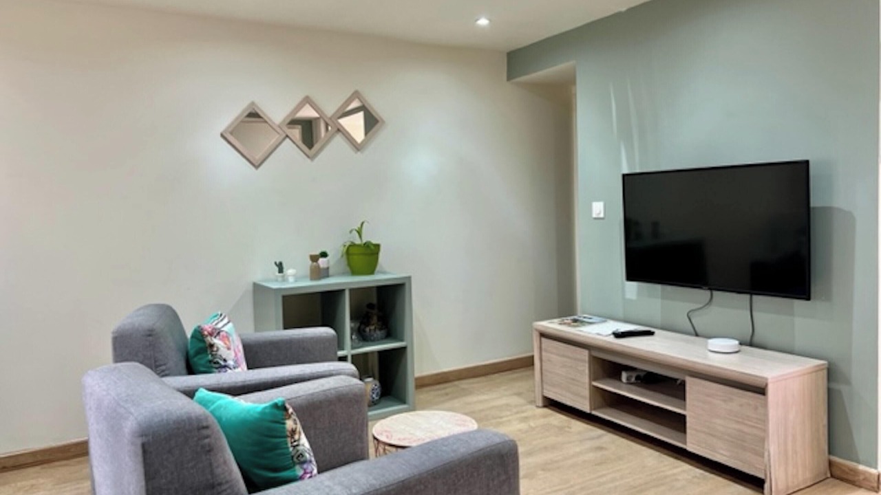 Photo of Livingroom in Stains
