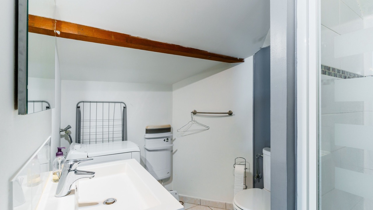 Photo of Bathroom in Semecourt