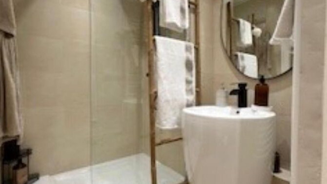 Photo of Bathroom in Saint-Ouen