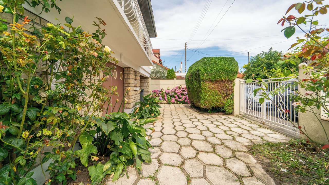 Photo of Outdoor in Aulnay-sous-Bois
