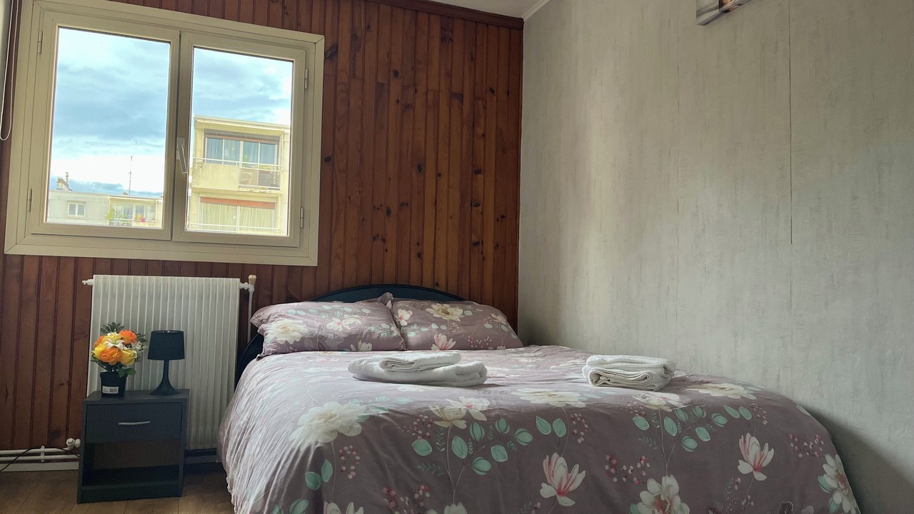 Photo of Bedroom in Villejuif
