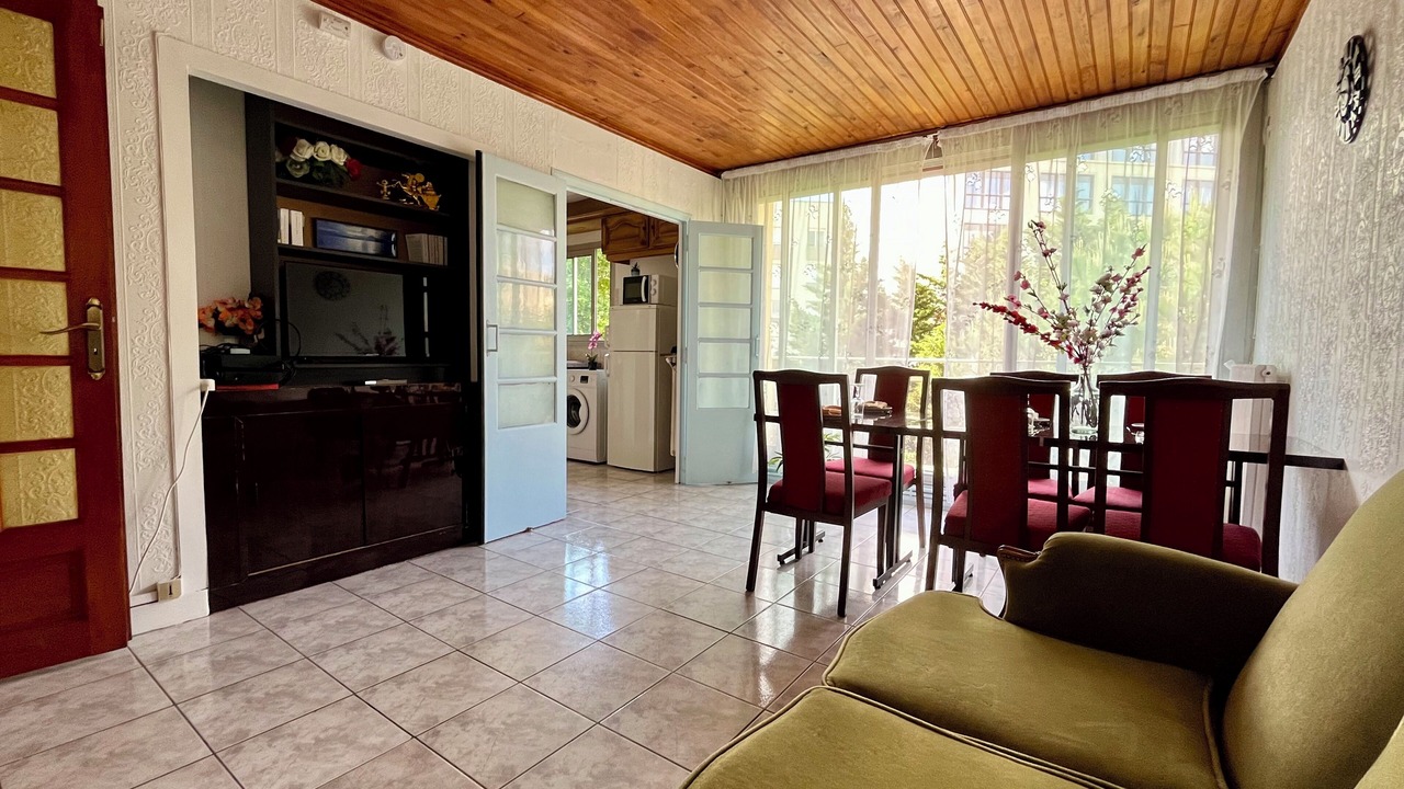 Photo of Livingroom in Villejuif