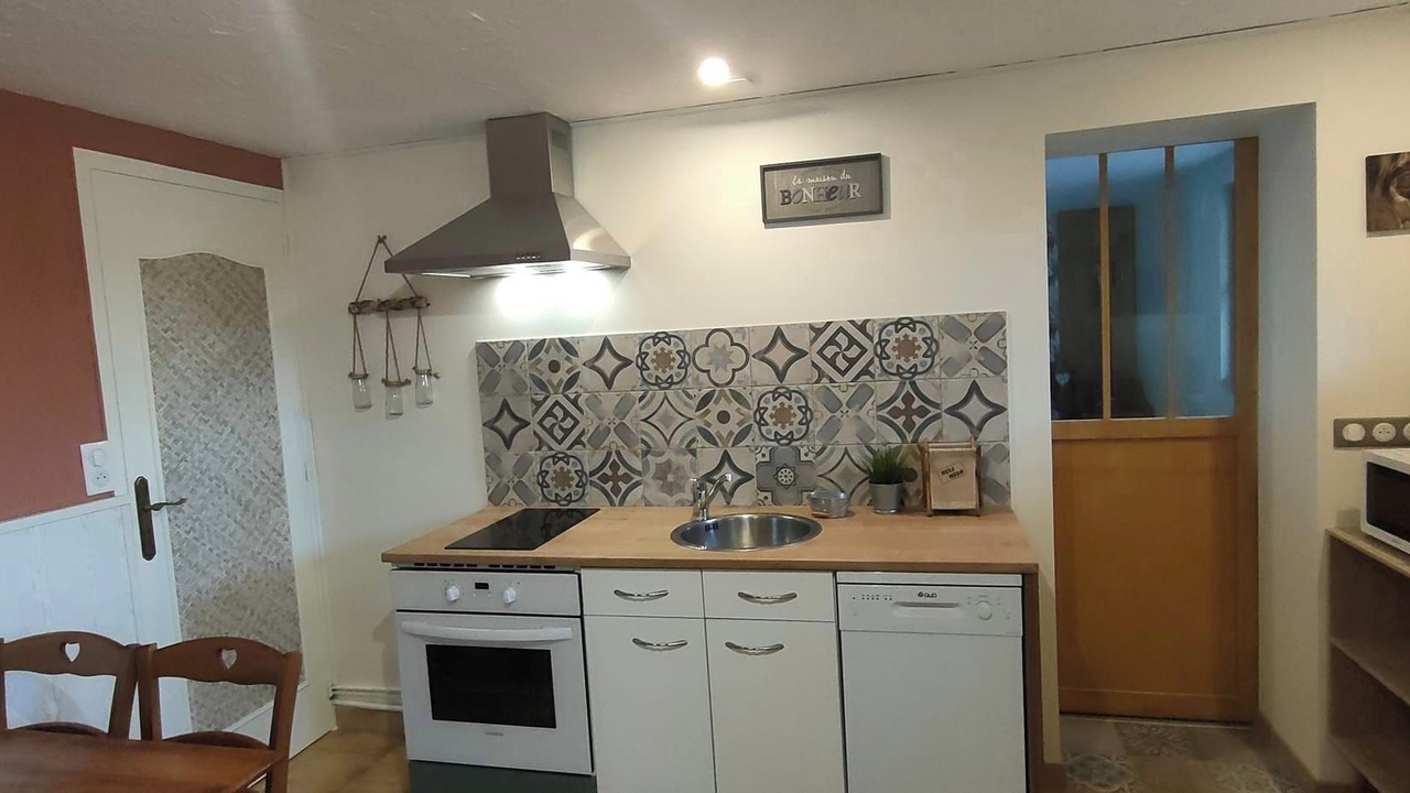 Photo of Kitchen in Massy