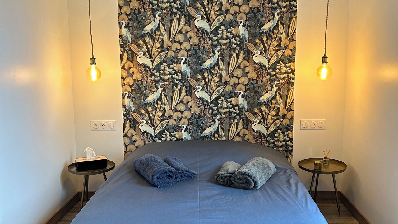 Photo of Bedroom in Ay