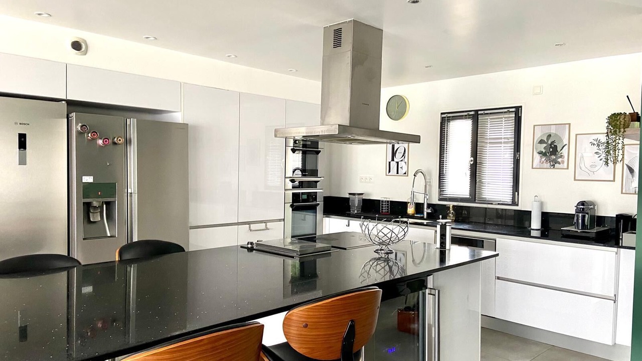 Photo of Kitchen in Boran-sur-Oise