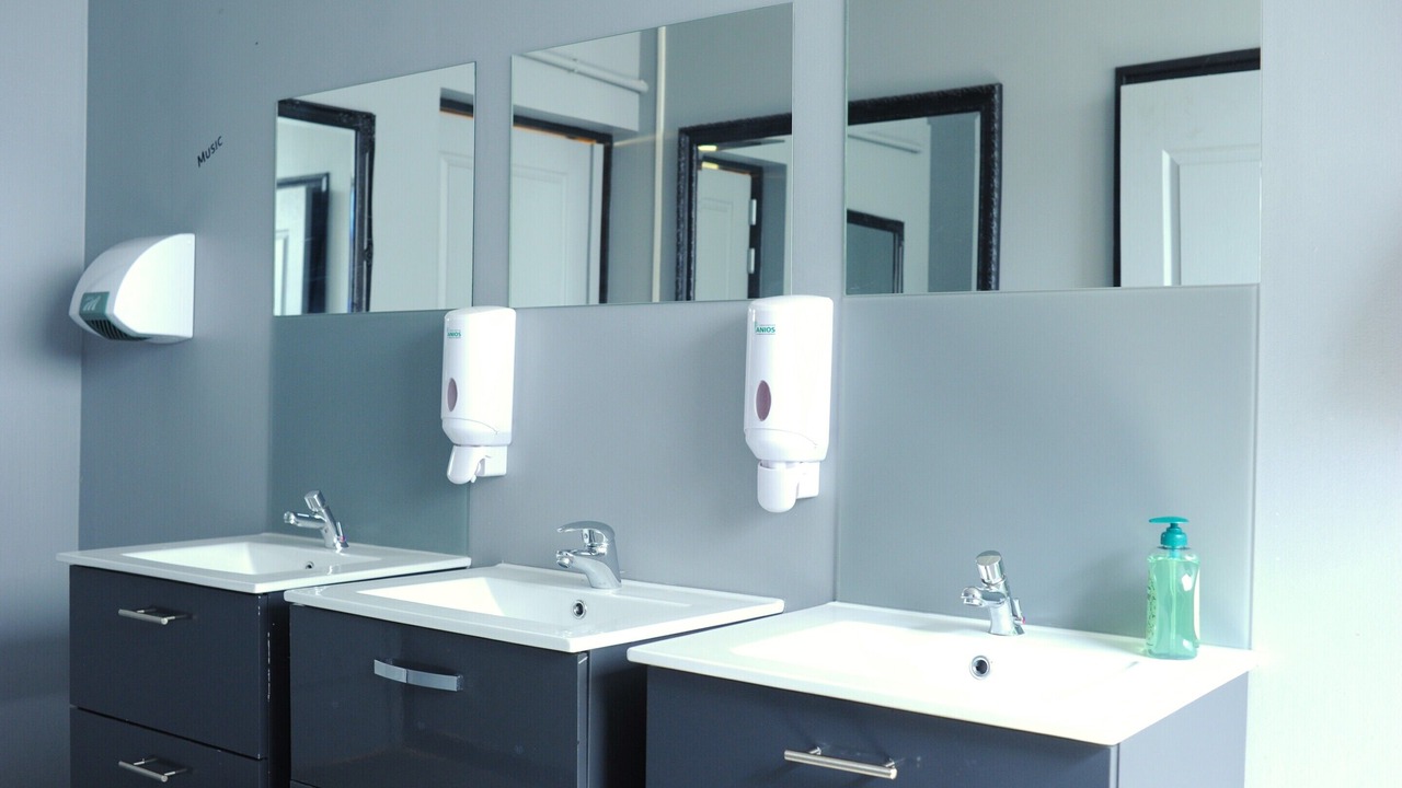 Photo of Bathroom in Aunay-sous-Auneau