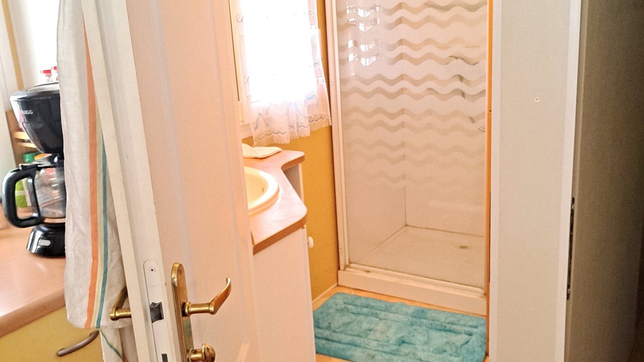 Photo of Bathroom in Ivry-la-Bataille