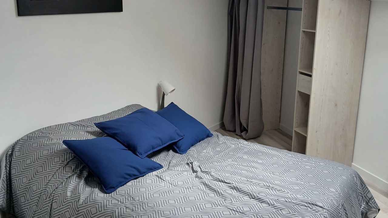 Photo of Bedroom in Carrieres Faucilles - Butte Pinson