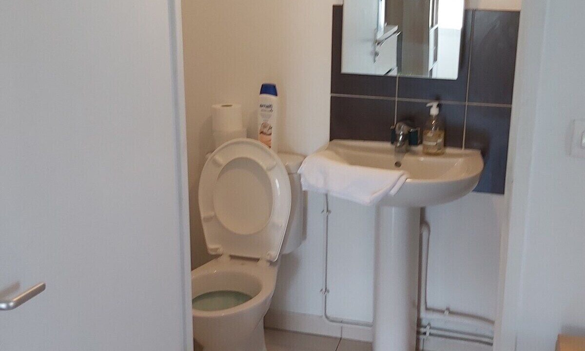 Photo of Bathroom in Etampes