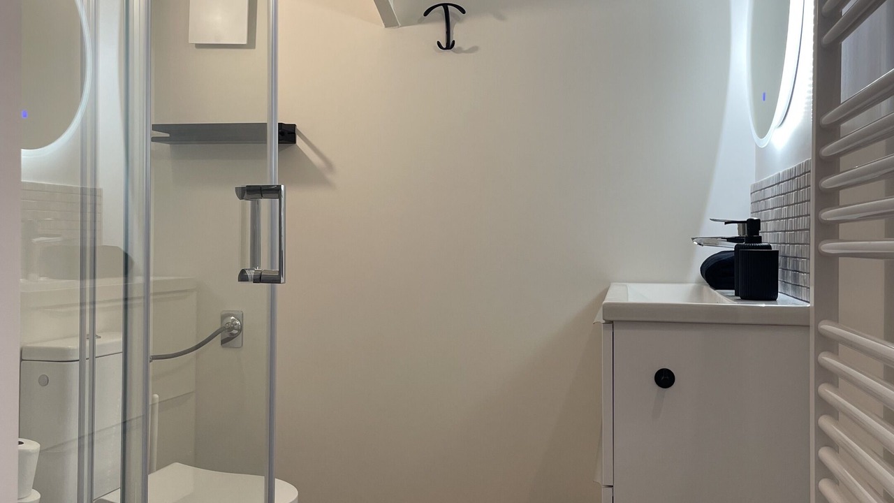Photo of Bathroom in Lambersart