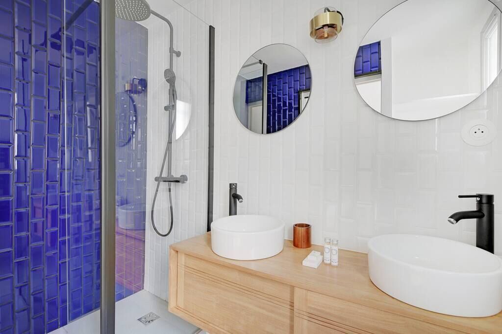 Photo of Bathroom in Quartier du Mail