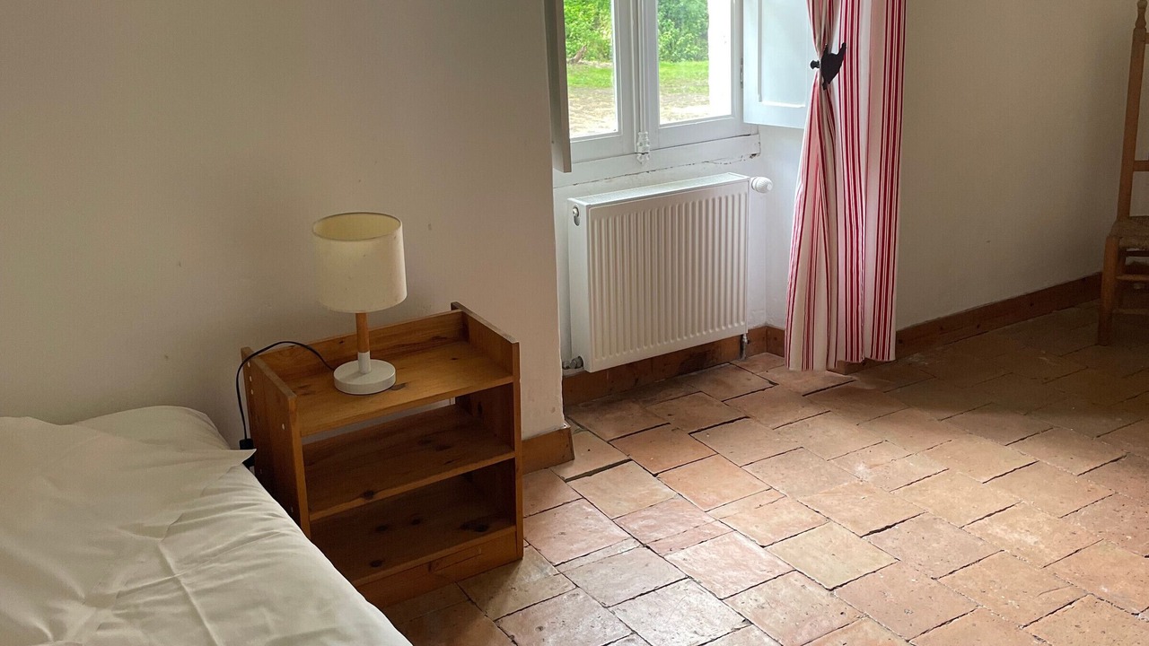 Photo of Bedroom in Solesmes
