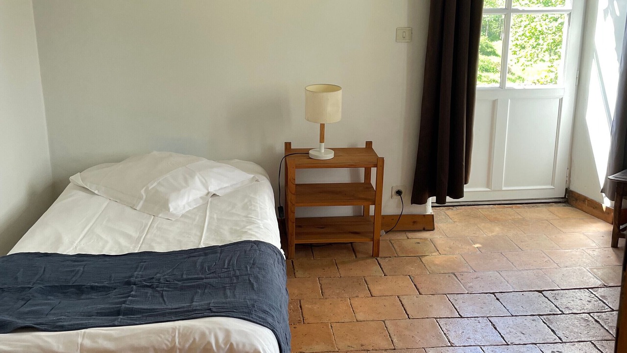 Photo of Bedroom in Solesmes