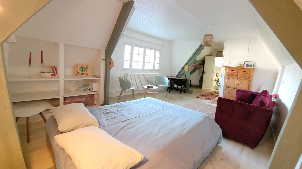 Photo of Bedroom in Neuilly-Plaisance