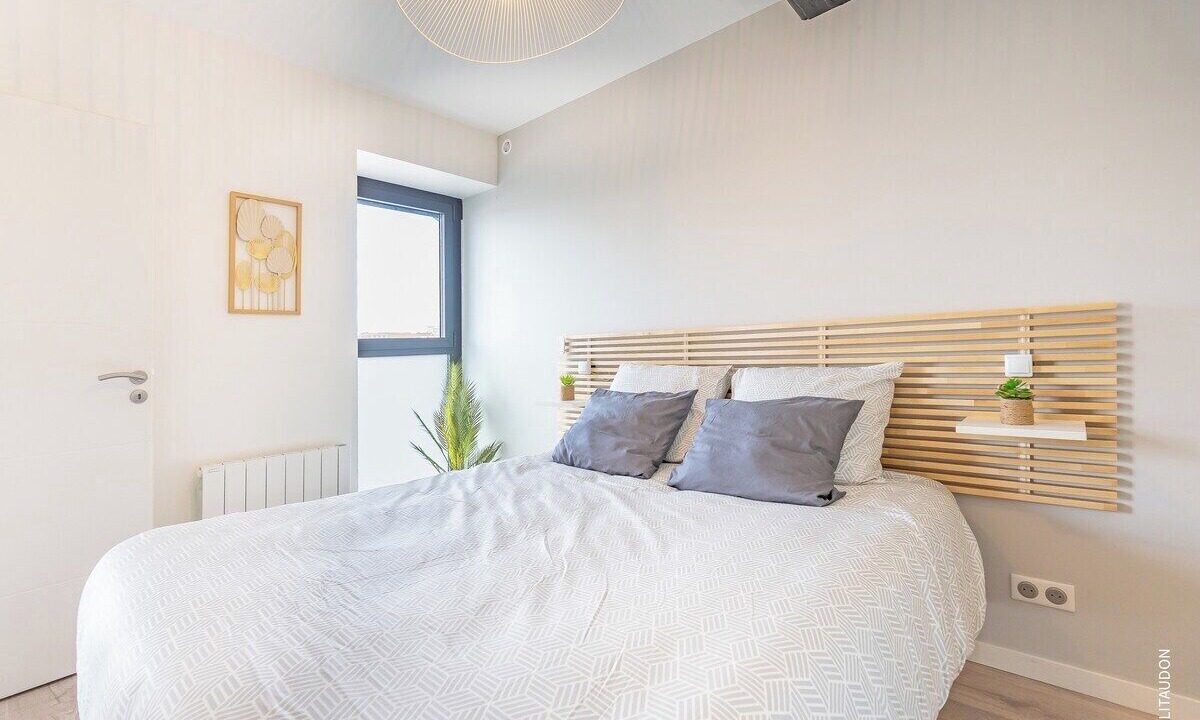 Photo of Bedroom in Replonges