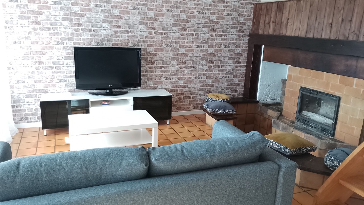 Photo of Livingroom in Amplier