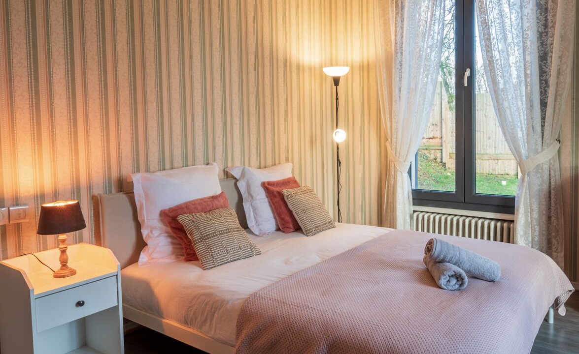 Photo of Bedroom in Charleville-Mezieres