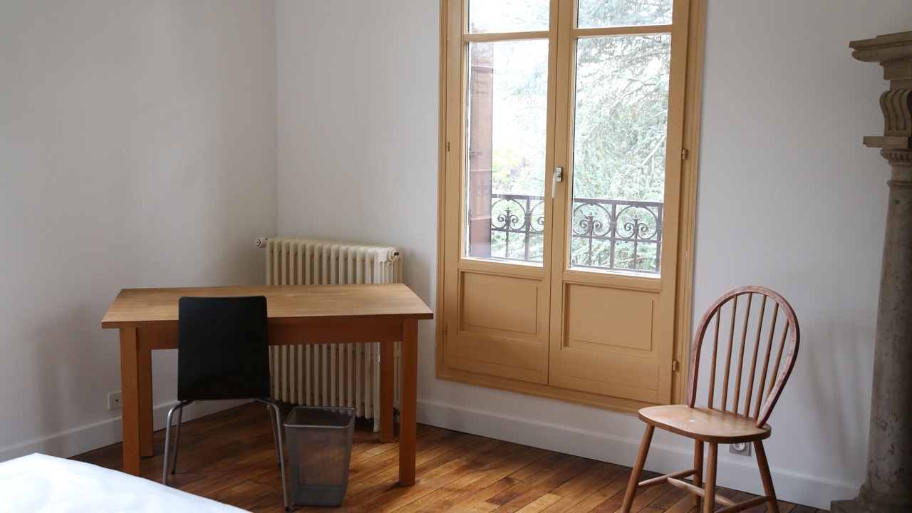 Photo of Bedroom in Villeneuve-Saint-Georges