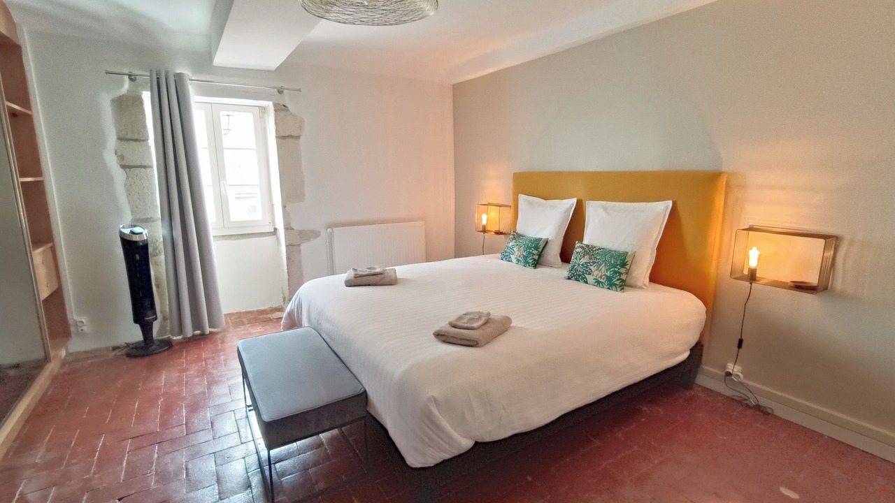 Photo of Bedroom in Givry