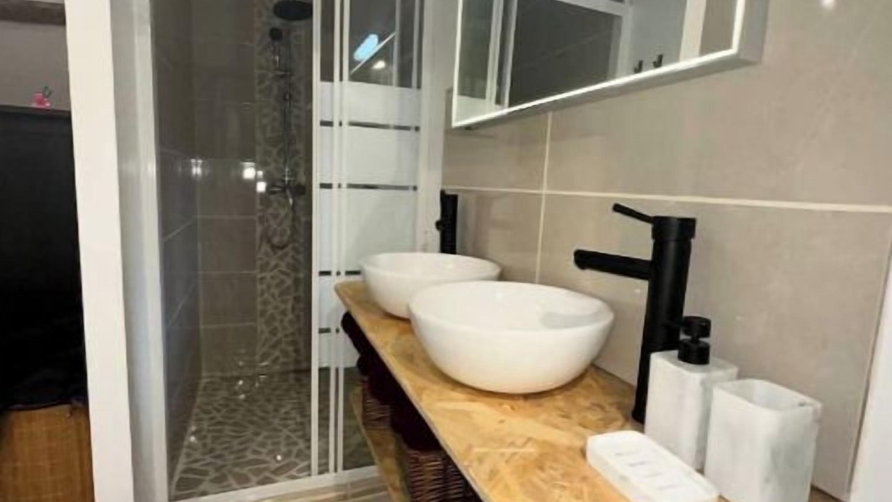 Photo of Bathroom in Gelannes