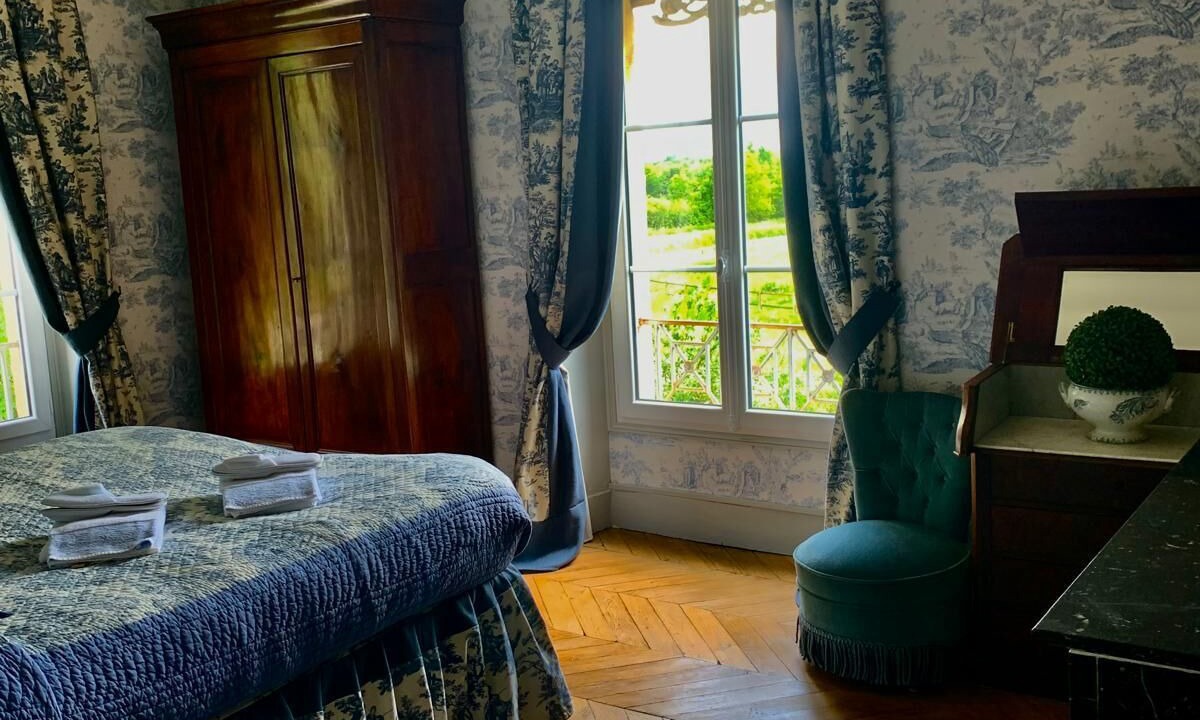 Photo of Bedroom in Urou-et-Crennes