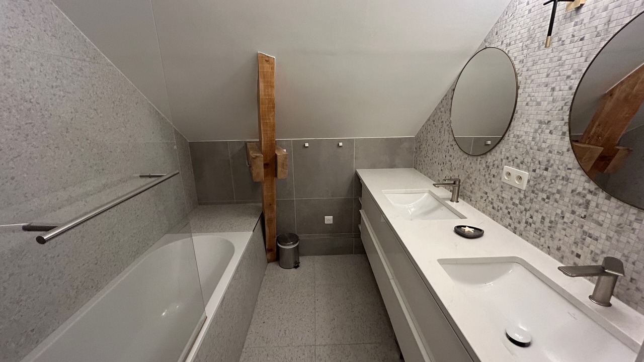 Photo of Bathroom in Parchamp–Albert Kahn