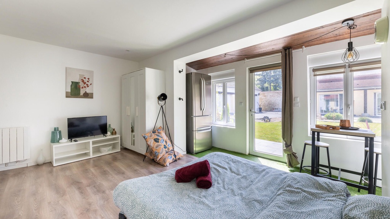 Photo of Bedroom in Amblainville