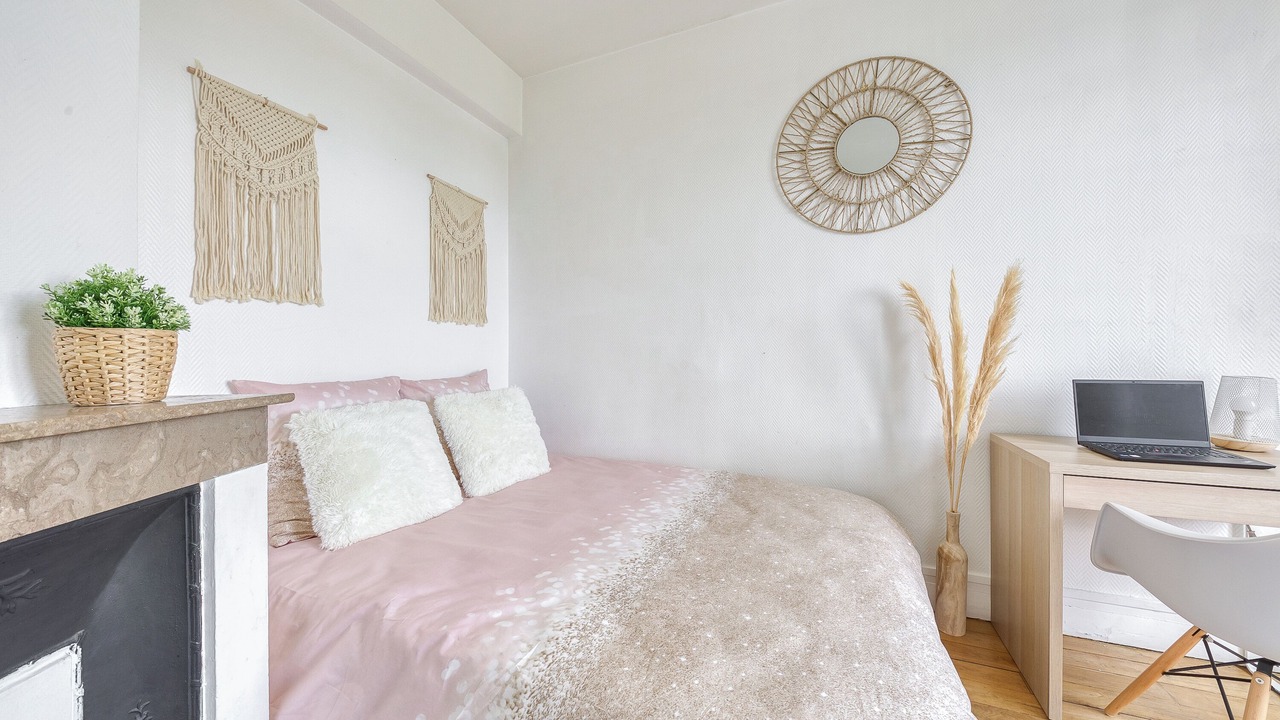 Photo of Bedroom in Enghien-les-Bains