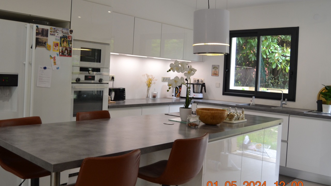 Photo of Kitchen in Saint-Germain-en-Laye