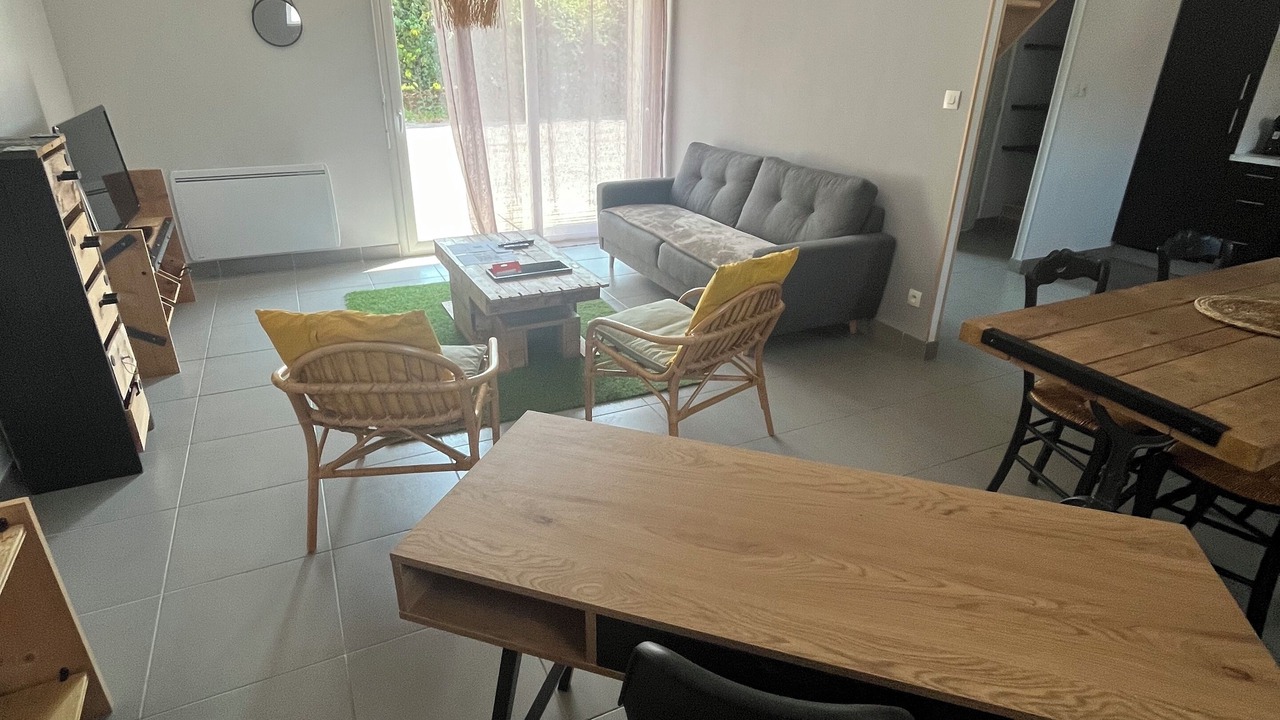 Photo of Livingroom in Peuplingues
