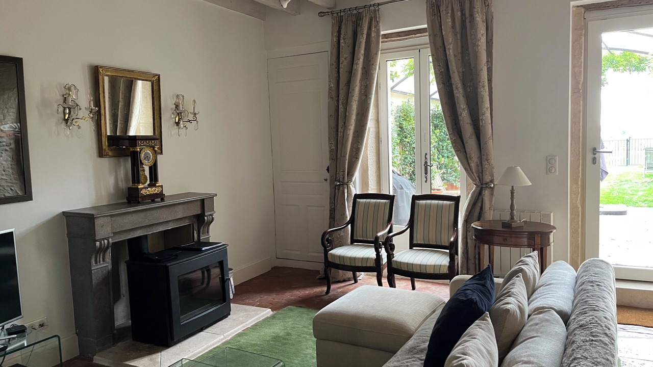Photo of Livingroom in Meursault