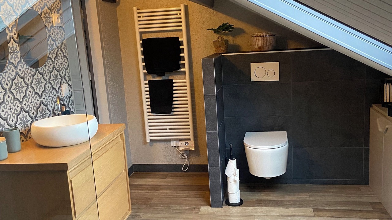Photo of Bathroom in Colombes