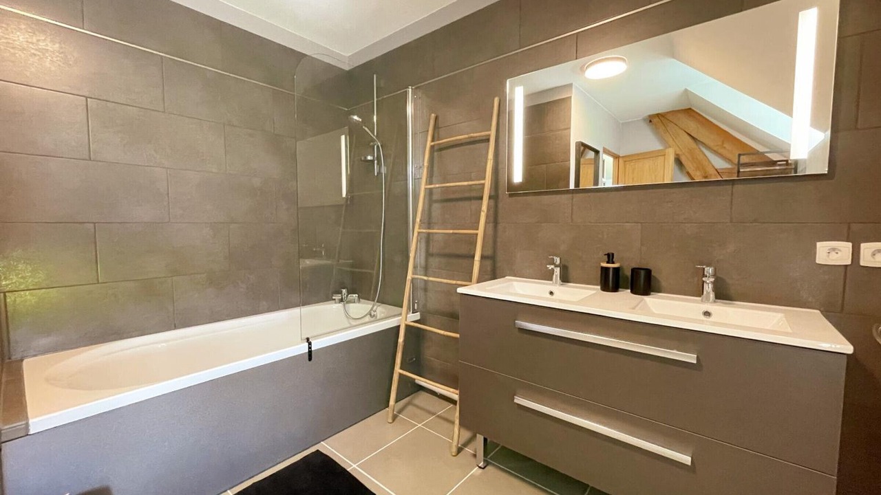 Photo of Bathroom in Courcay