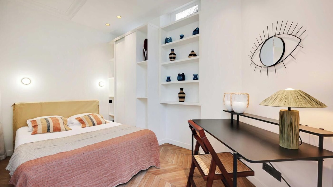 Photo of Bedroom in Notre-Dame-des-Champs