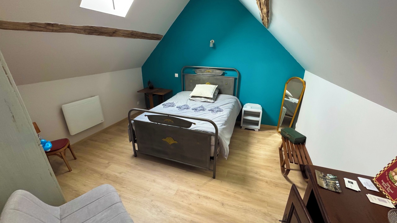 Photo of Bedroom in Saint-Parize-le-Chatel