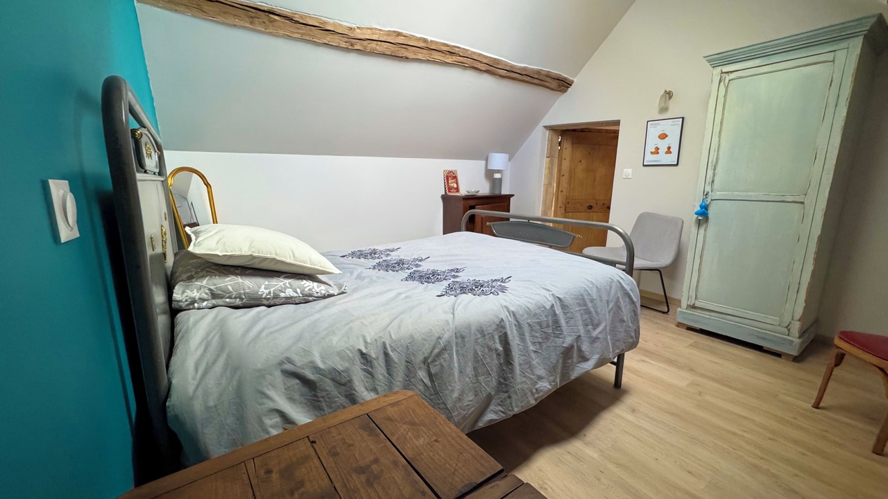 Photo of Bedroom in Saint-Parize-le-Chatel