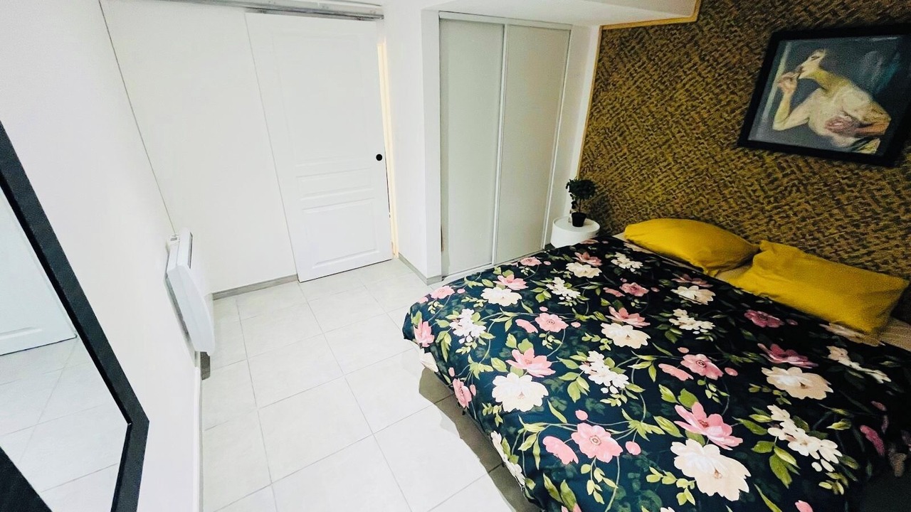 Photo of Bedroom in Tremblay-en-France