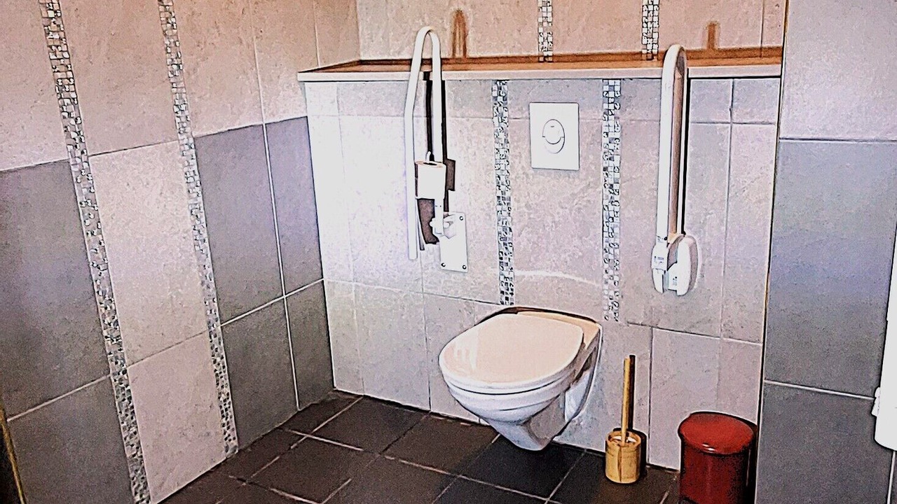 Photo of Bathroom in Charency-Vezin