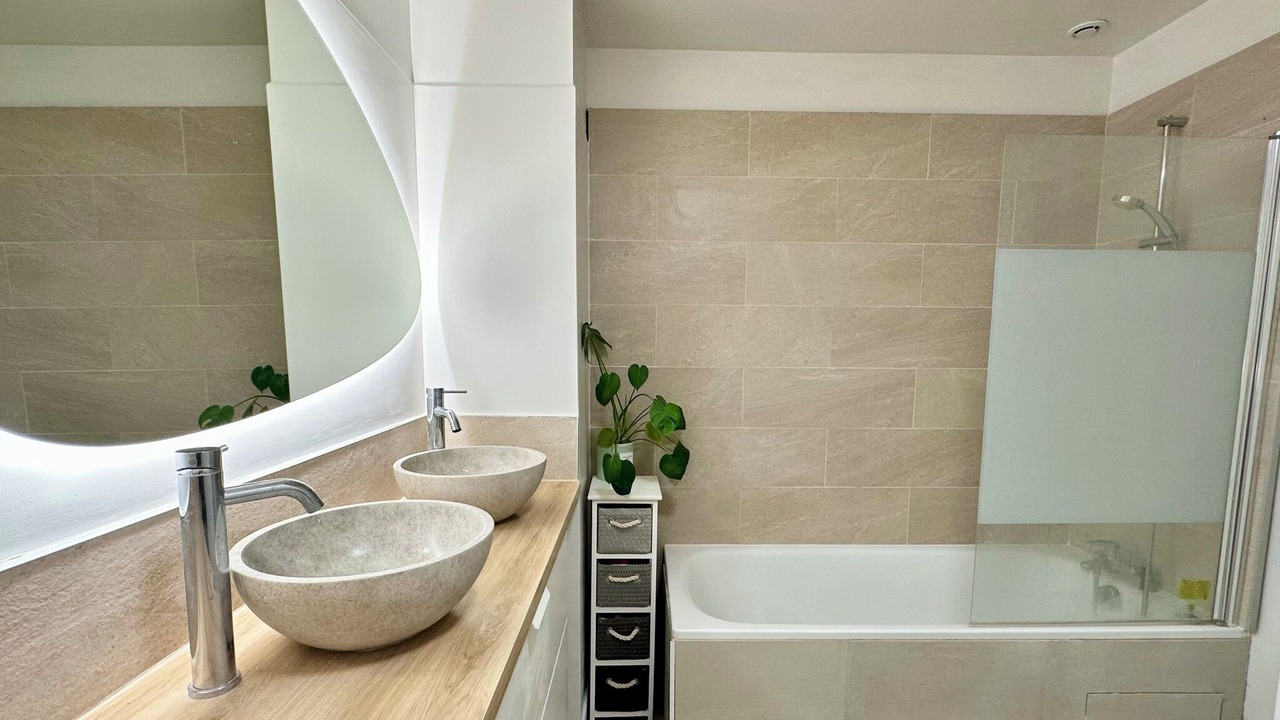 Photo of Bathroom in Houilles