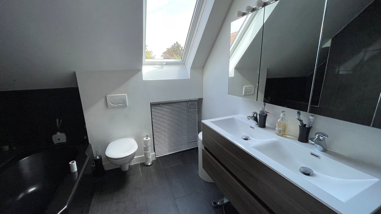 Photo of Bathroom in Louveciennes