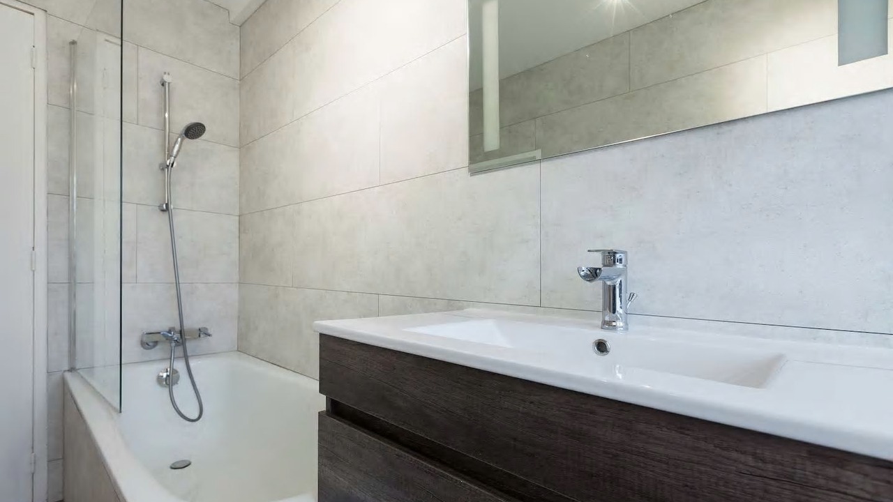 Photo of Bathroom in Louviers