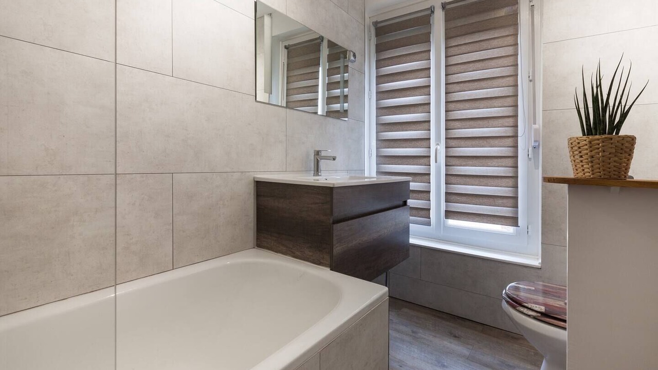 Photo of Bathroom in Louviers