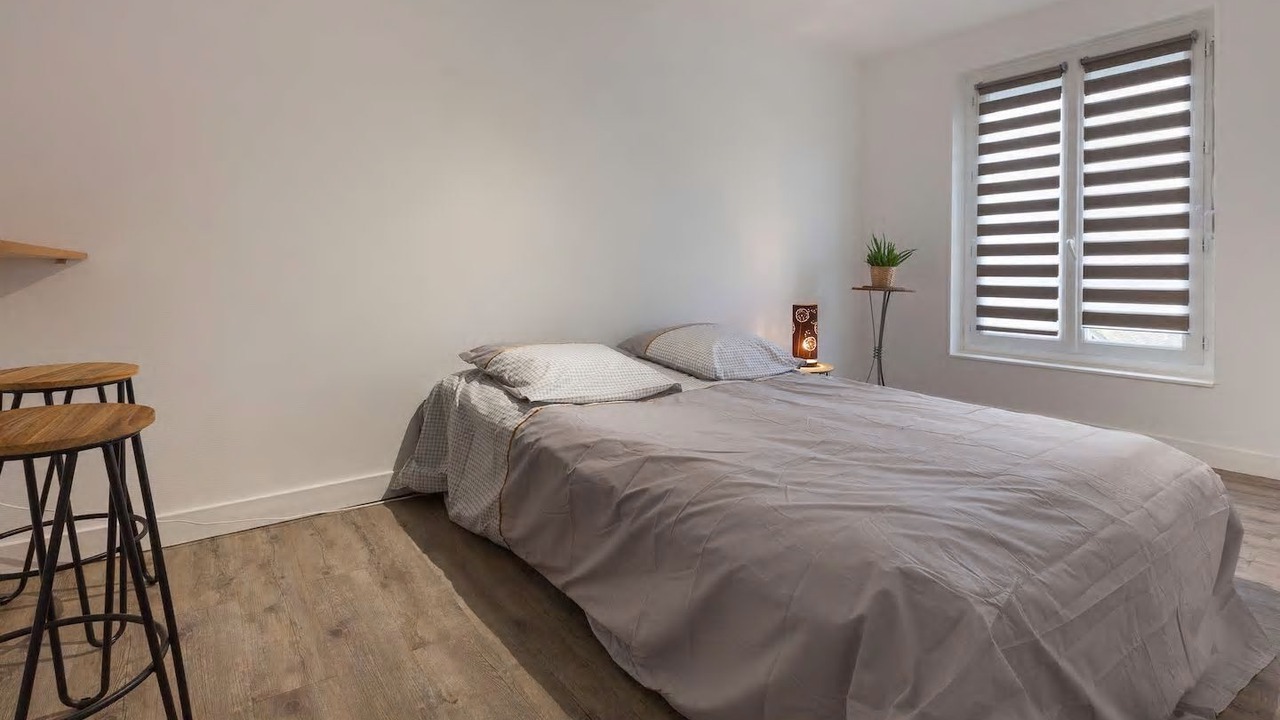 Photo of Bedroom in Louviers