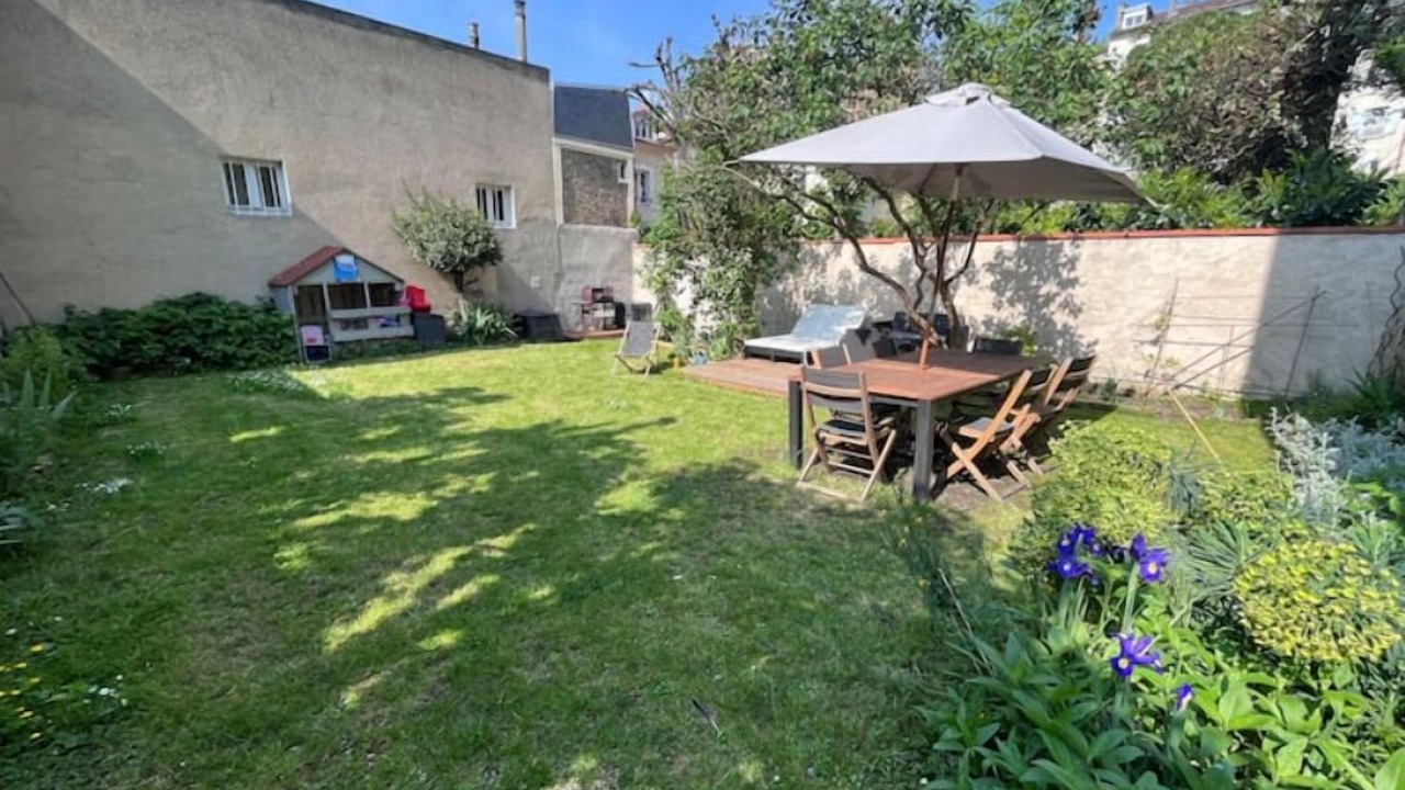 Photo of Outdoor in Sevres