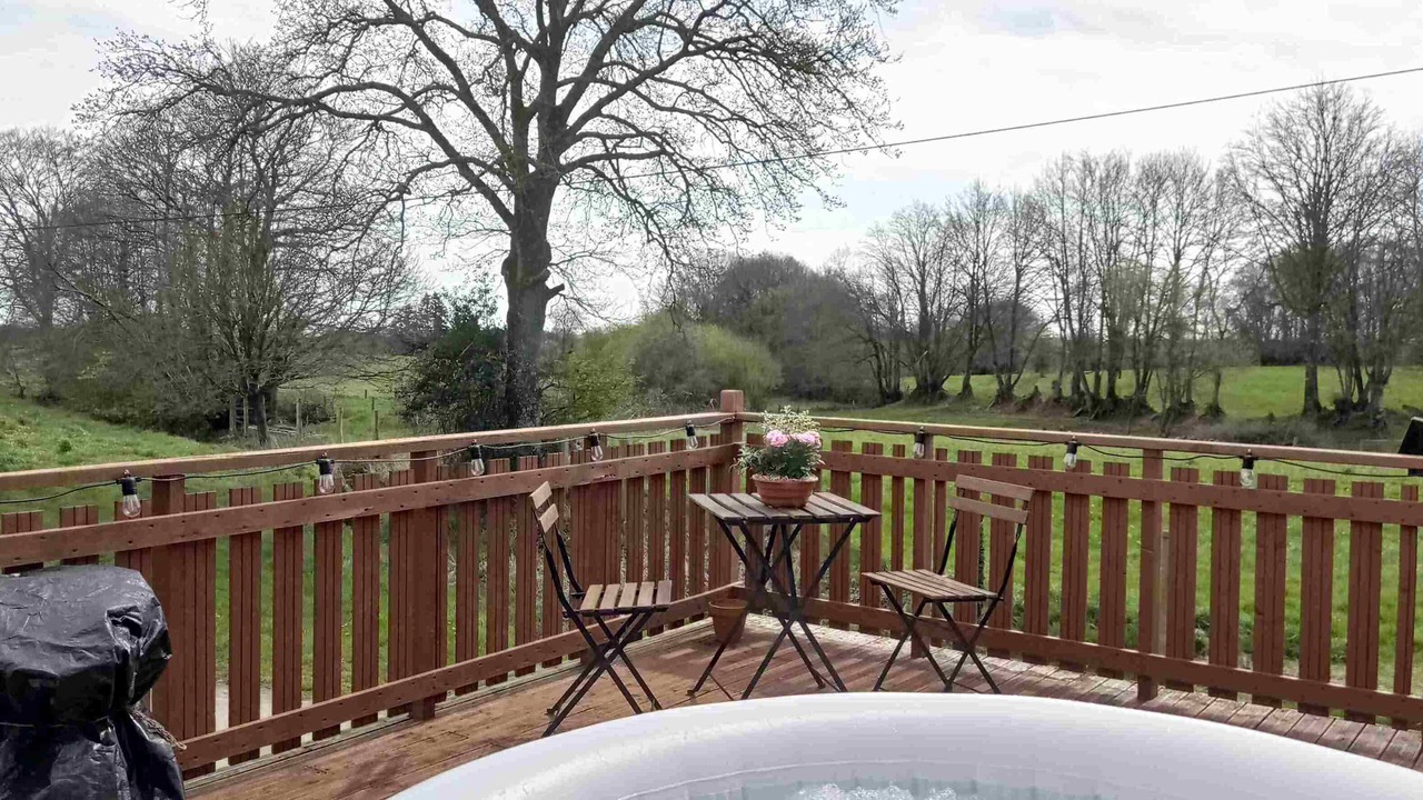 Photo of Patio Balcony in Mantilly