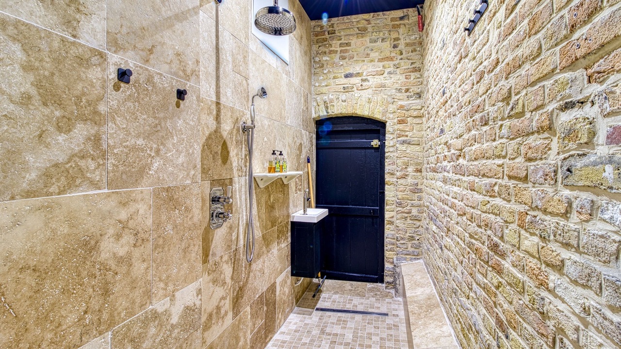 Photo of Bathroom in Bourbourg