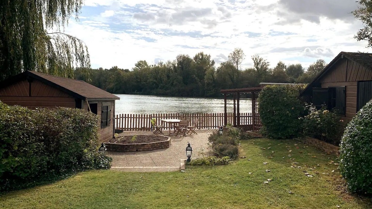 Photo of Patio Balcony in Bazoches-les-Bray
