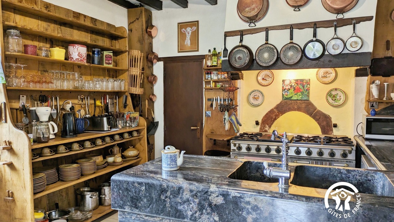 Photo of Kitchen in Gennes-sur-Glaize